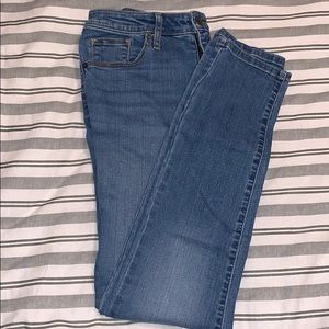 Women’s High Rise Skinny Jeans